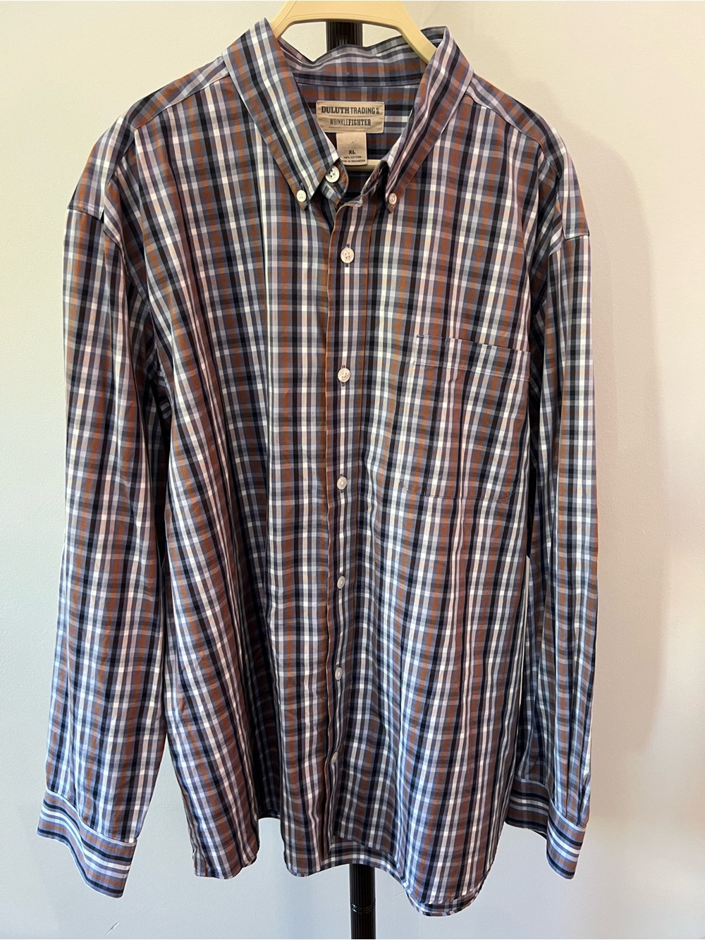 Duluth Trading Co Men’s Brown, Blue & White Plaid Button-Down Shirt
